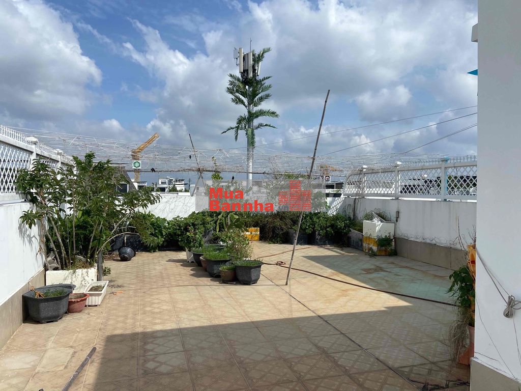 Bán nhà Vạn Phúc City