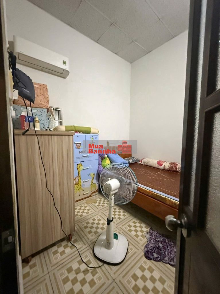 Hàng tuyển Trương Công Định, Tân Bình, 40m2, hẻm ô tô, chỉ 3 tỷ hơn