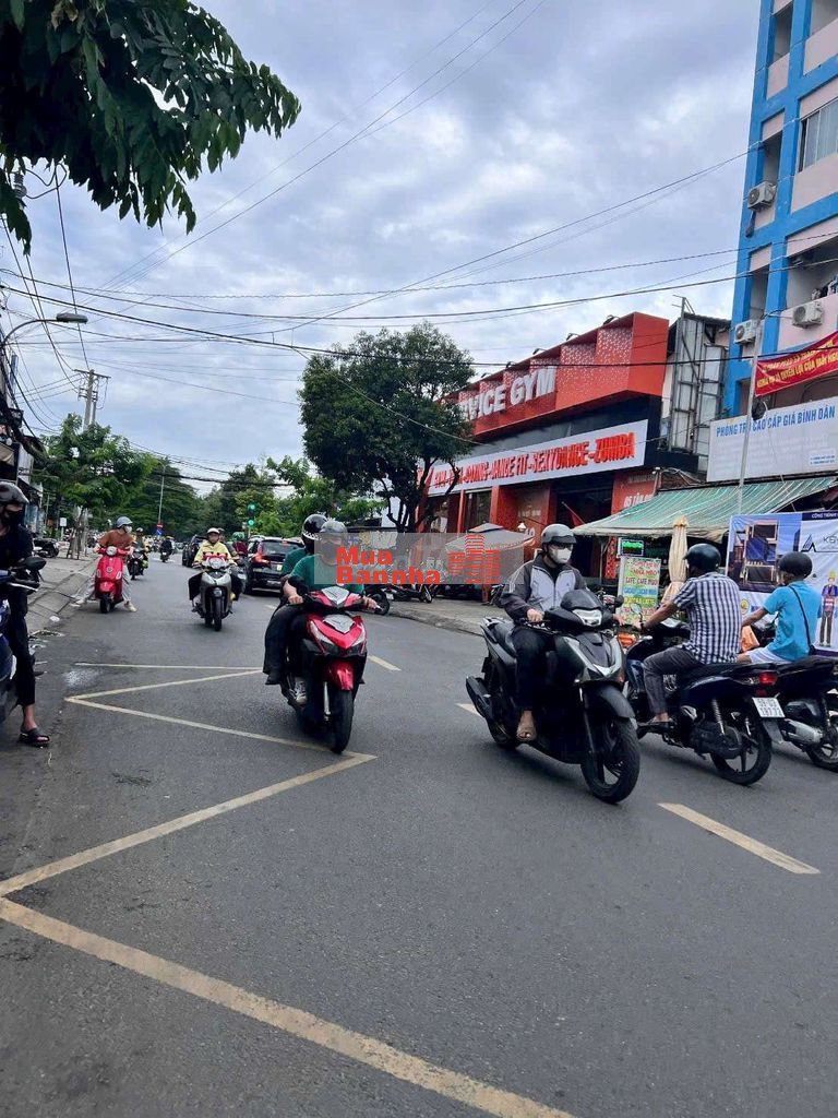 MTKD ĐƯỜNG NGUYỄN SÚY - GẦN AEON SƠN KỲ - NGANG 7M
- NỞ HẬU