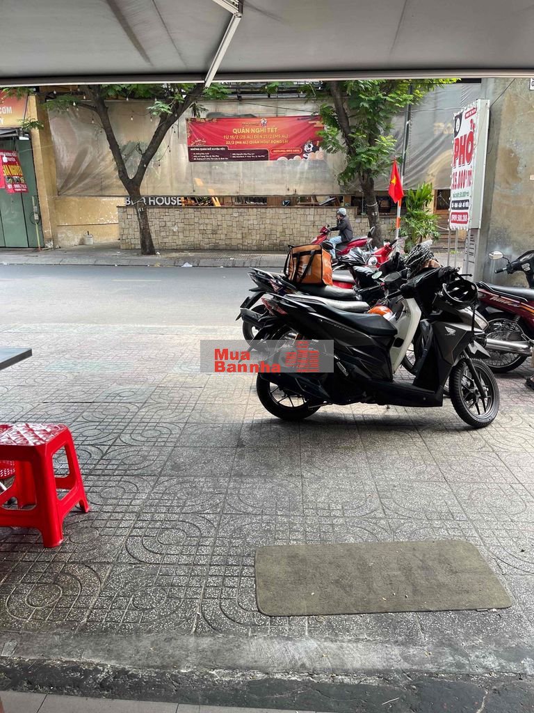 giảm 2,5 ti bán gấp nhà mtkd 108 phạm văn hai 4,05x28