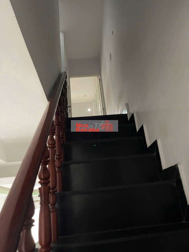nhà hẻm 497 Thống Nhất, p16, 26 m2, 2 lầu, 4pn