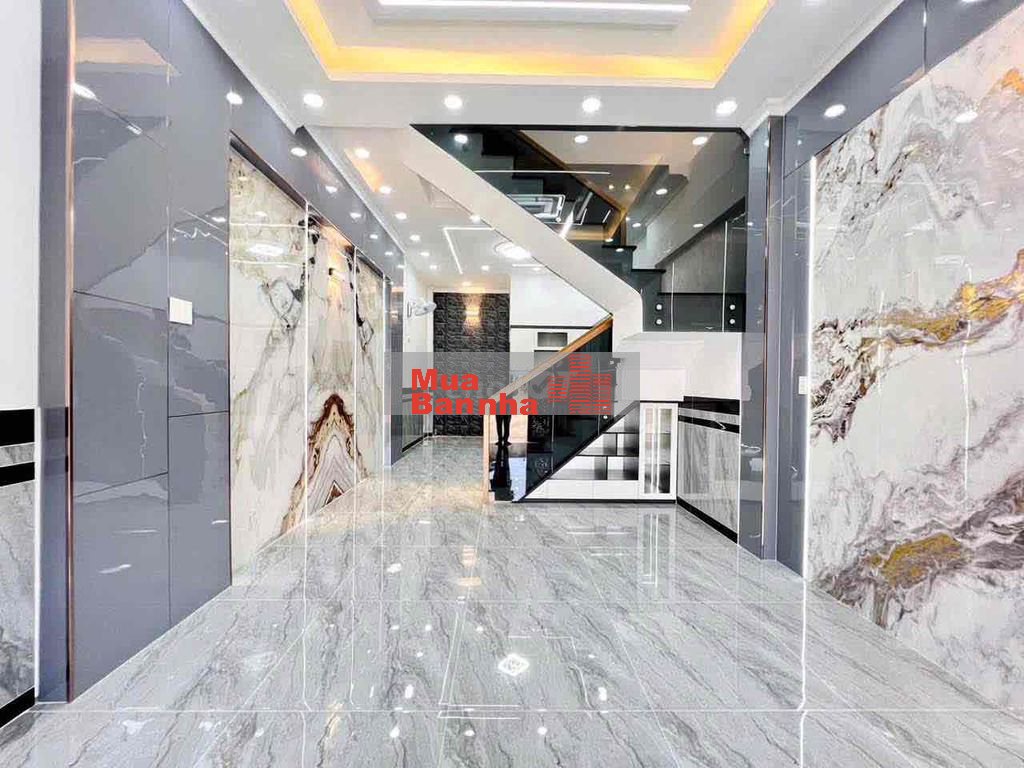 Nhà đẹp 4m x 13m 2 tầng có sân để xe chỉ 30m ra đường Trần Thị Cờ