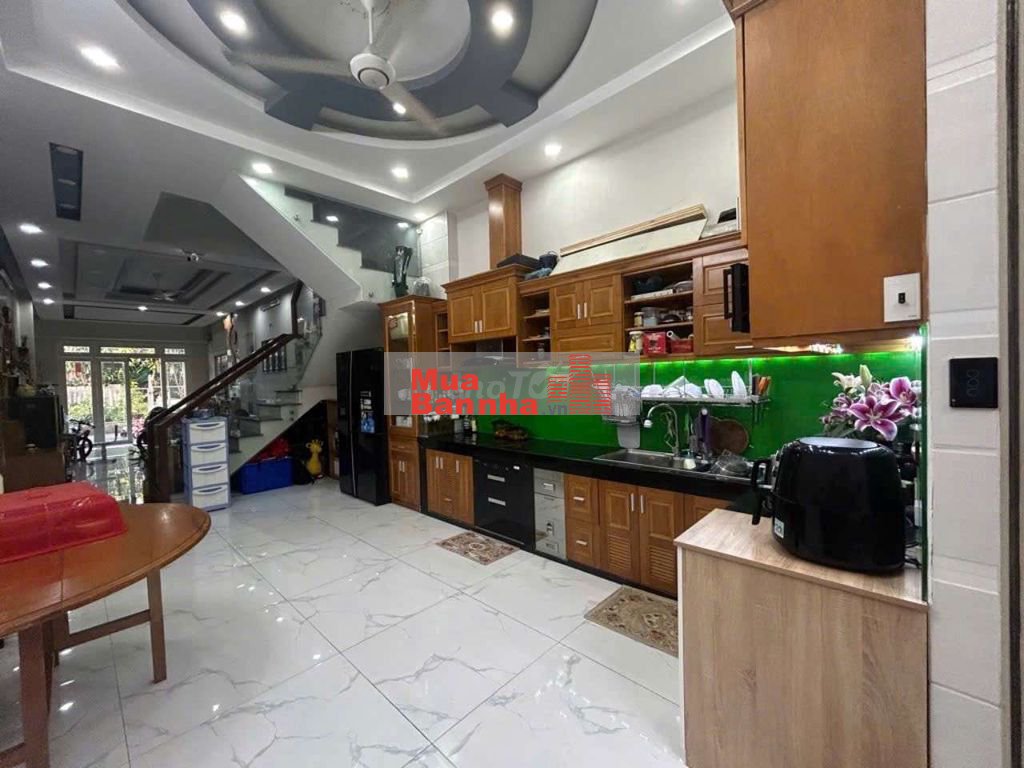 KO CÓ CĂN THỨ 2 SO SÁNH-BÁN NHÀ 4×22.5-4LẦU-HXH NGUYỄN DUY CUNG GÒ VẤP