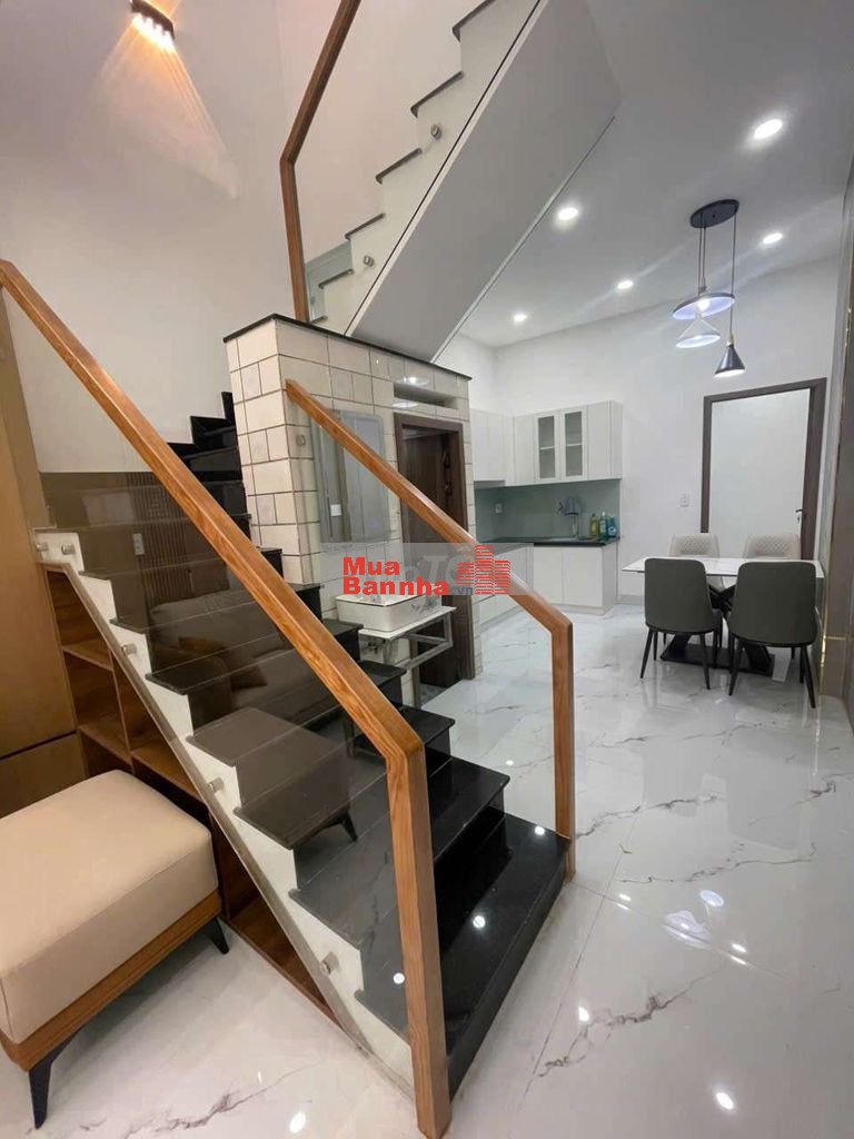nhà hẻm 1 xẹt Đường Số 8 p11, 3,5x13m, 1 lầu, 3pn, mới đẹp