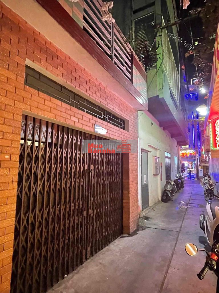 Bùi Viện Mặt tiền hẻm oto 4.3 x 12m (50m2) số  --- /2