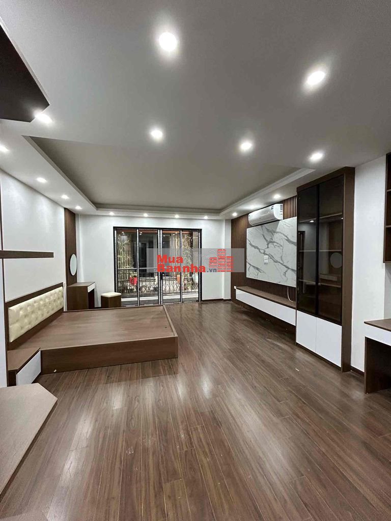 BÁN NHÀ PHỐ NGUYỄN NGỌC VŨ DT 50Mx 5 TẦNG THANG MÁY GIÁ 13,7 TỶ