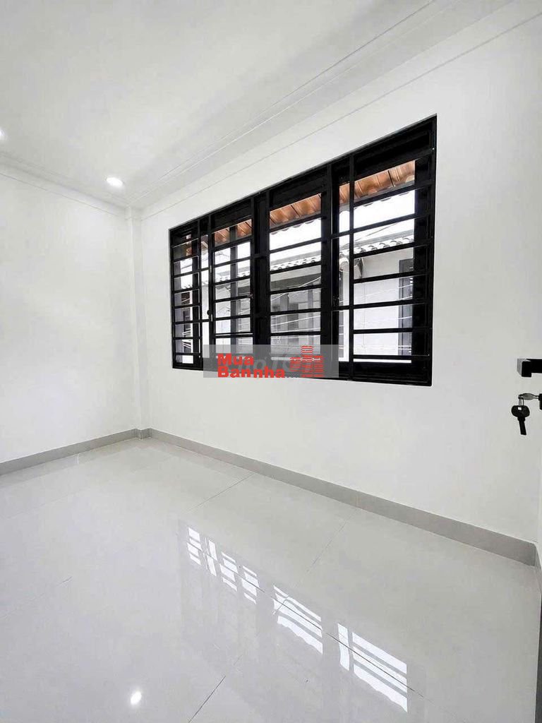 Nhà chợ Cầu Q12. 1 lầu 2PN, mới đẹp. Thổ cư. Chính chủ