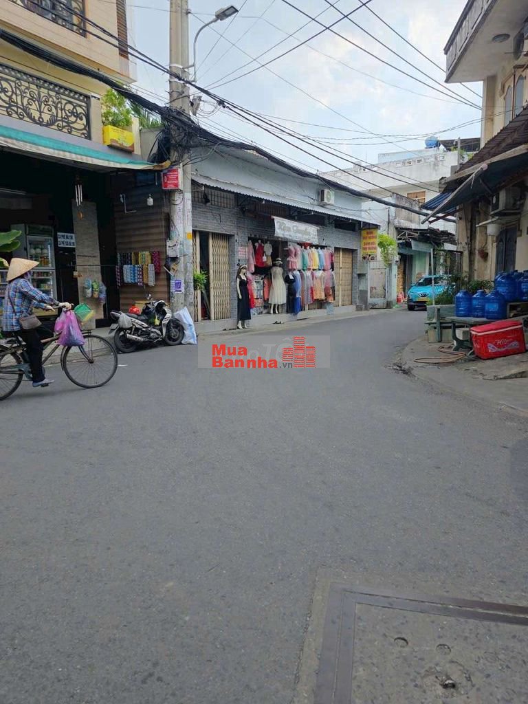 bán NHÀ HXT lương thế Vinh ngang 6.3m nhà 3 tầng giá rẻ