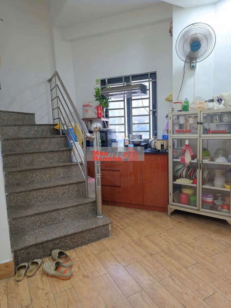 bán NHÀ HXT lương thế Vinh ngang 6.3m nhà 3 tầng giá rẻ