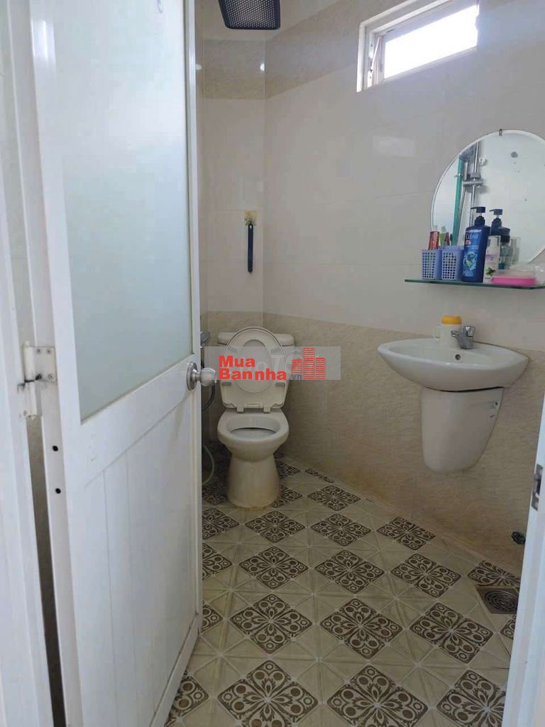 bán NHÀ HXT lương thế Vinh ngang 6.3m nhà 3 tầng giá rẻ