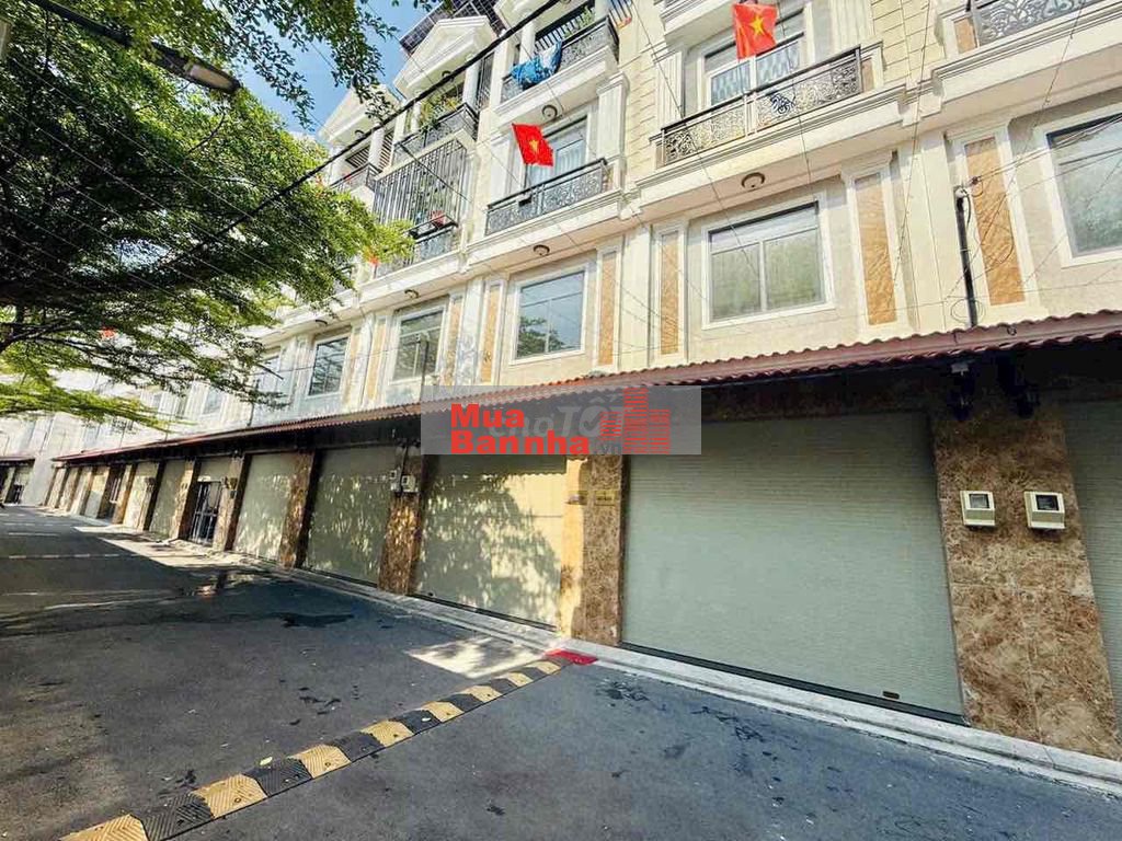 BÁN NHÀ MỚI 100% Giáp Vạn Phúc City, Quốc Lộ 13, Hiệp Bình Phước