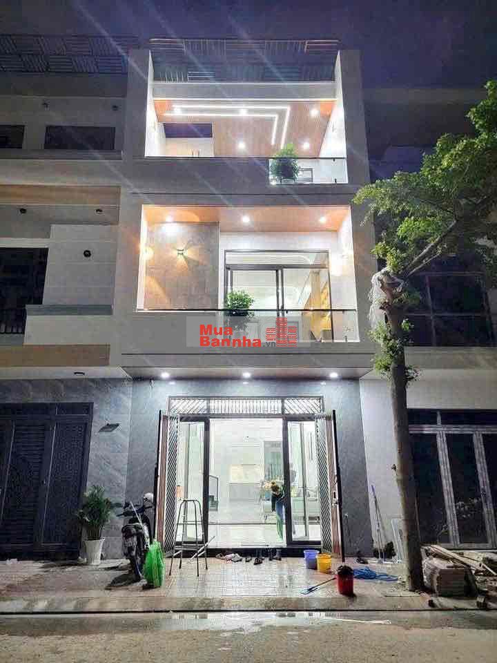 Bán Nhà 3 Lầu, VSIP3, TP Tấn Uyên, BD ( Giá 1ty690TR)