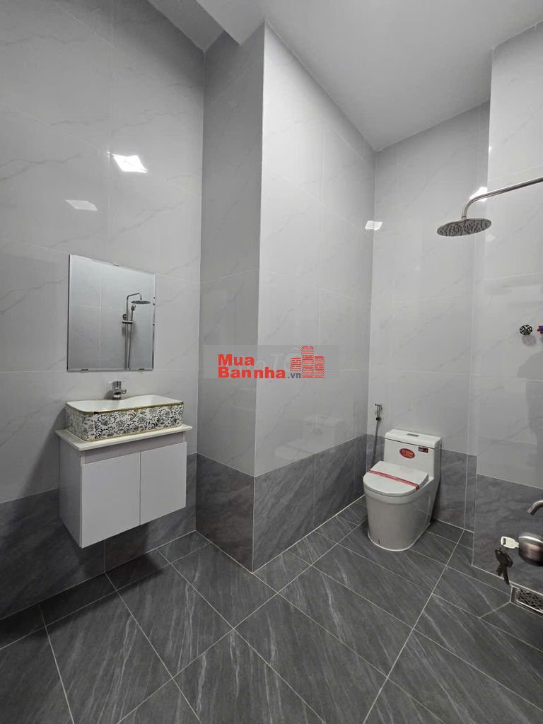 Bán nhà đẹp mới mặt tiền đường nhánh Bông Sao P5 Q8