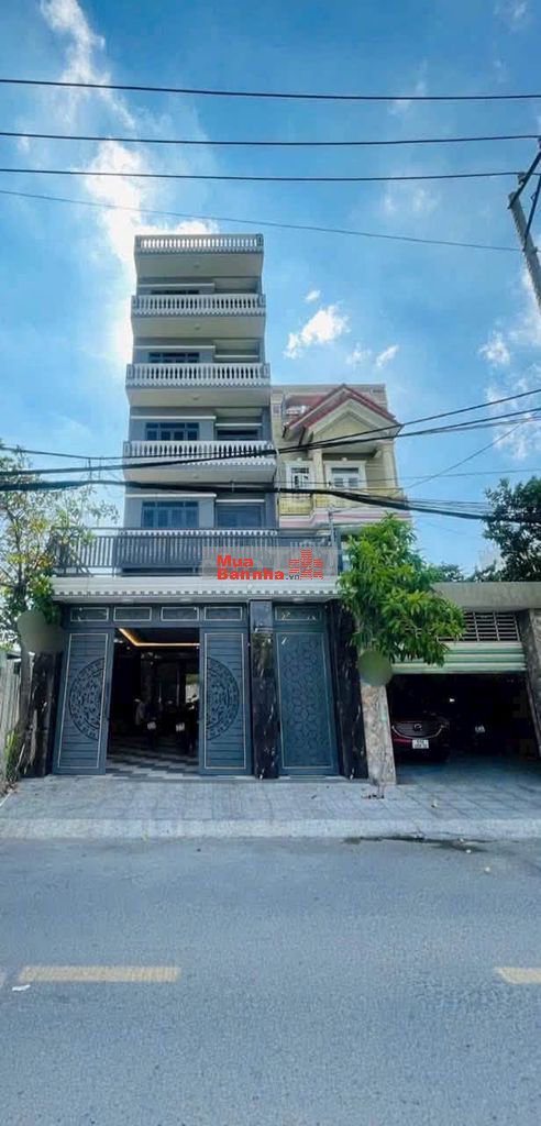 BÁN TÒA NHÀ CHDV ĐANG KHAI THÁC DÒNG TIỀN - MT ĐƯỜNG 160