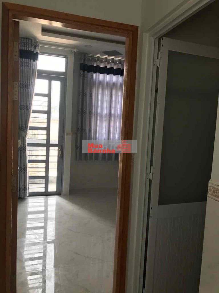 3,3 tỷ Nhà 4 tầng đúc, Trường Chinh, không lộ giới, sổ riêng
