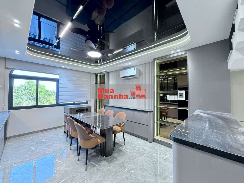 Siêu Phẩm 4m x 30m. 4 Tầng Thang Máy Hẻm rộng 13M Đ. Nguyễn Ảnh Thủ