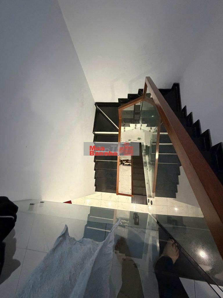 Chủ hạ bán căn nhà 3 tầng kiên cố đủ nội thất KDC đồng bộ Thủ Đức