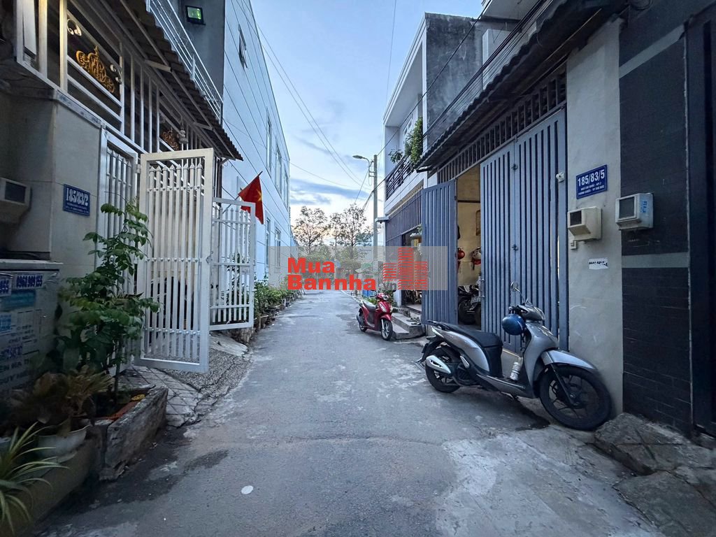 Chủ hạ bán căn nhà 3 tầng kiên cố đủ nội thất KDC đồng bộ Thủ Đức