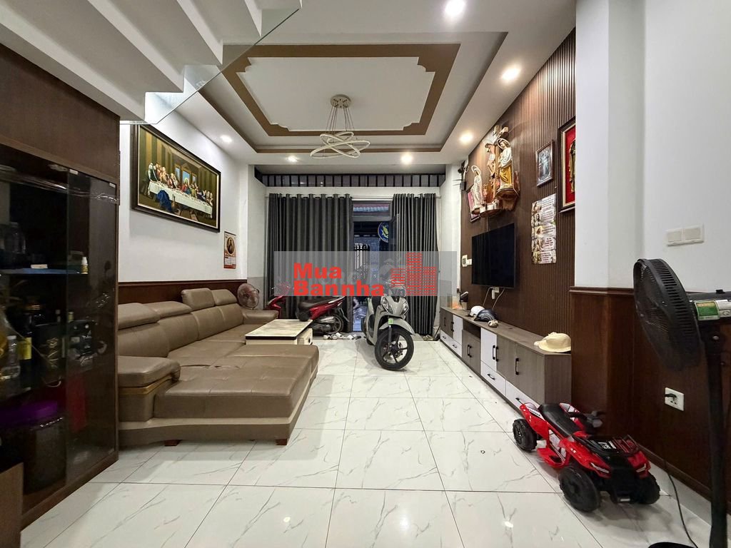 Chủ hạ bán căn nhà 3 tầng kiên cố đủ nội thất KDC đồng bộ Thủ Đức