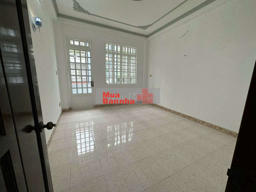 Bán nhà KDC Bình Phú 4PN như hình