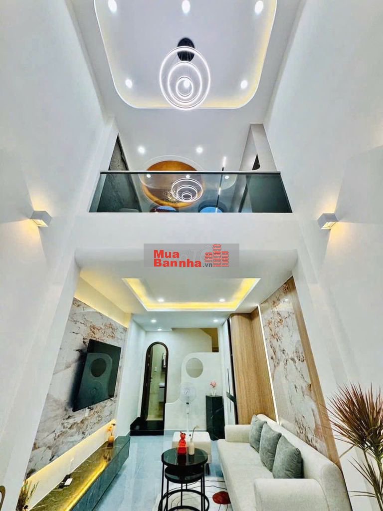 Nhà mới ở ngay Nguyễn Chí Thanh, 36m2, 4 tầng đúc, 3PN ,gần BV Chợ Rẫy