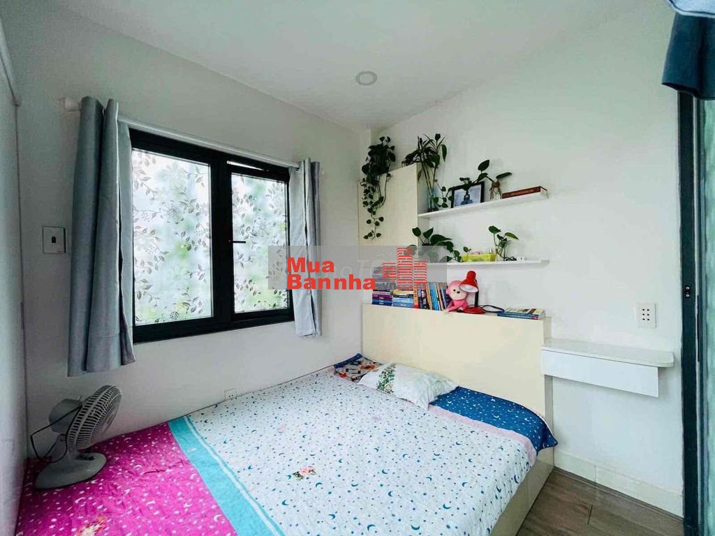 NHÀ ĐẸP Q10- FULL NỘI THẤT- NGANG 4M- 2PN