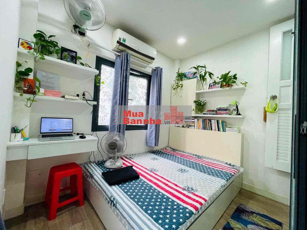 NHÀ ĐẸP Q10- FULL NỘI THẤT- NGANG 4M- 2PN
