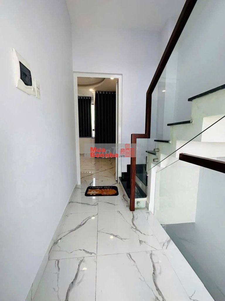 4,68 Tỷ Còn TL ngay chủ bán nhà Nguyễn Duy sát hẻm xe hơi Đúc BTCT