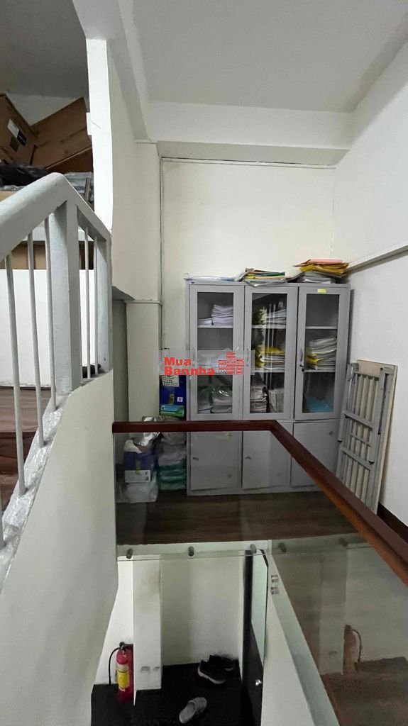 bán nhà mặt tiền đường nguyễn Kim P6Q10