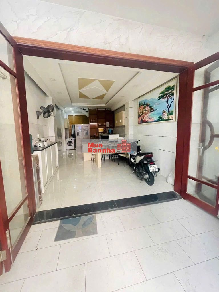 GIÁ CỰC SỐC ! Nhà Hẻm Đề Thám, P.Cầu Ông Lãnh | DT: 4 X 18m- 3 tầng|