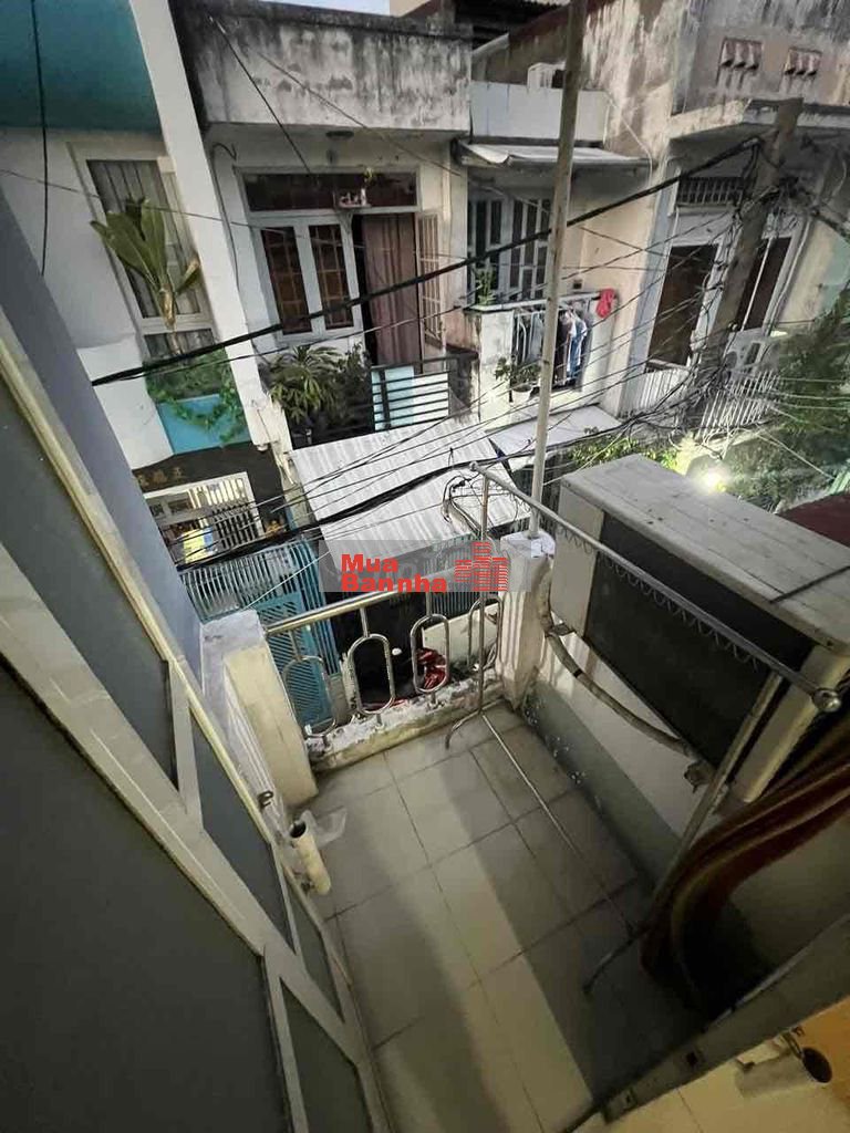 Nhà nhỏ hẻm văn thân, sổ sách đầy đủ