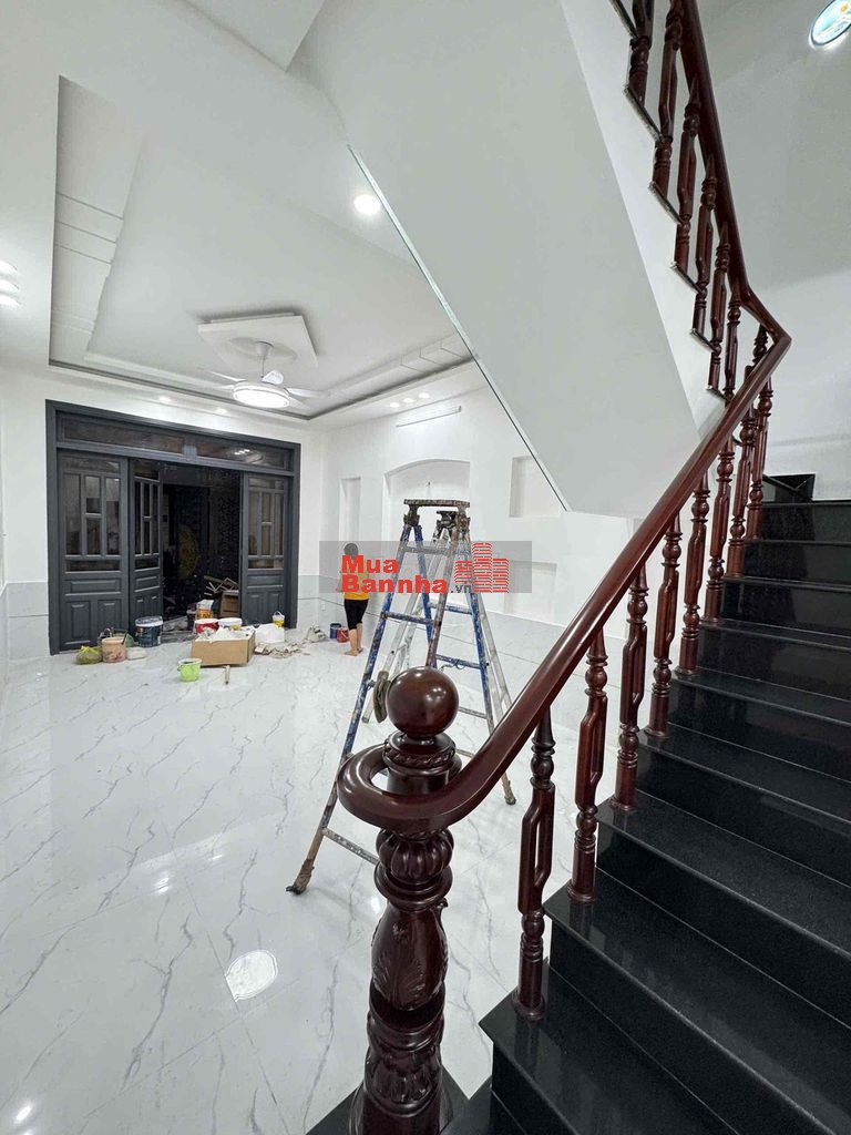 Nhà Bình Tân ( 4,4m x 15m ) 1 trệt 2Lầu, Nhà đẹp