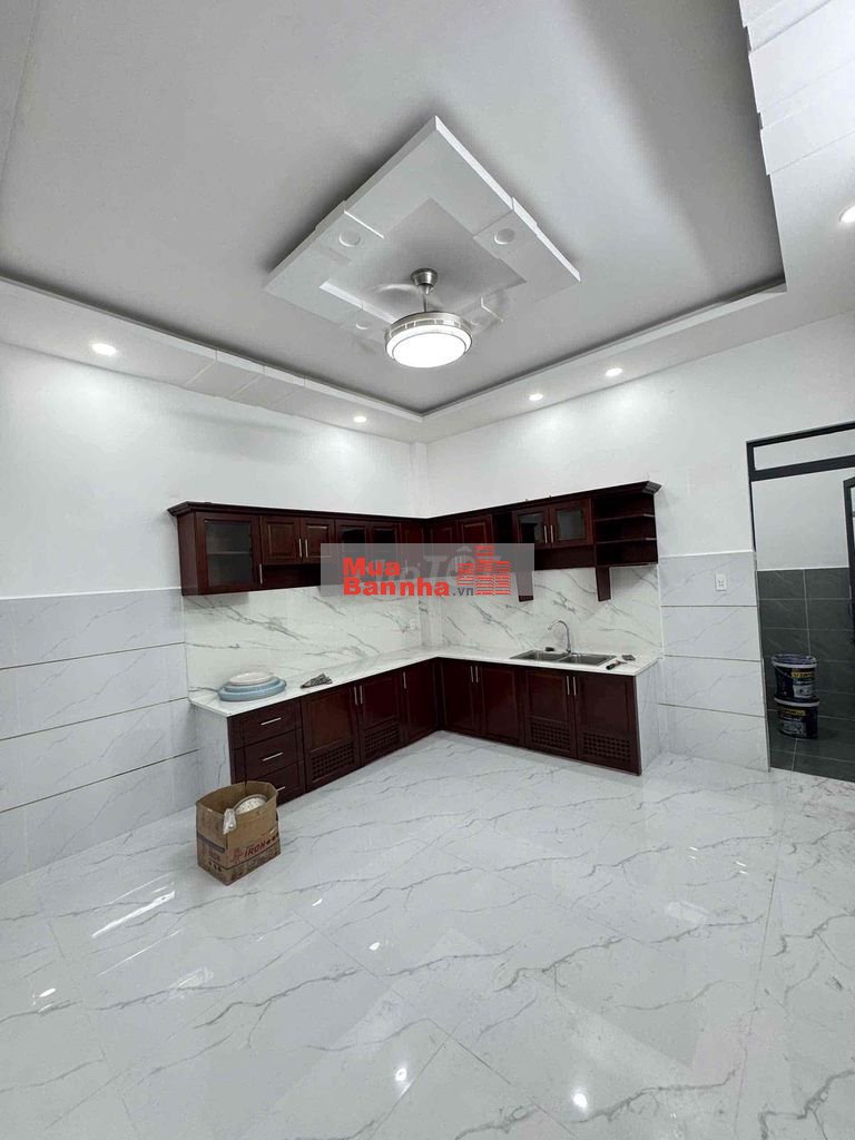 Nhà Bình Tân ( 4,4m x 15m ) 1 trệt 2Lầu, Nhà đẹp