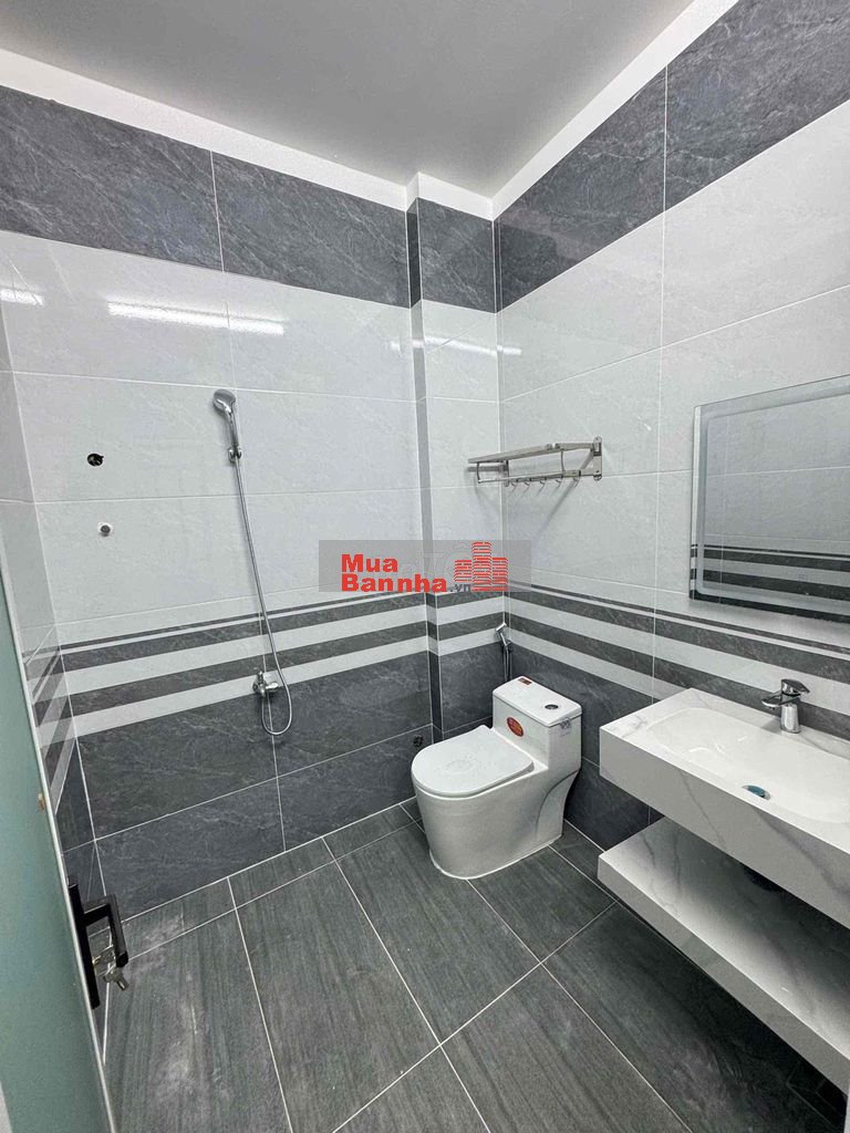 Nhà Bình Tân ( 4,4m x 15m ) 1 trệt 2Lầu, Nhà đẹp