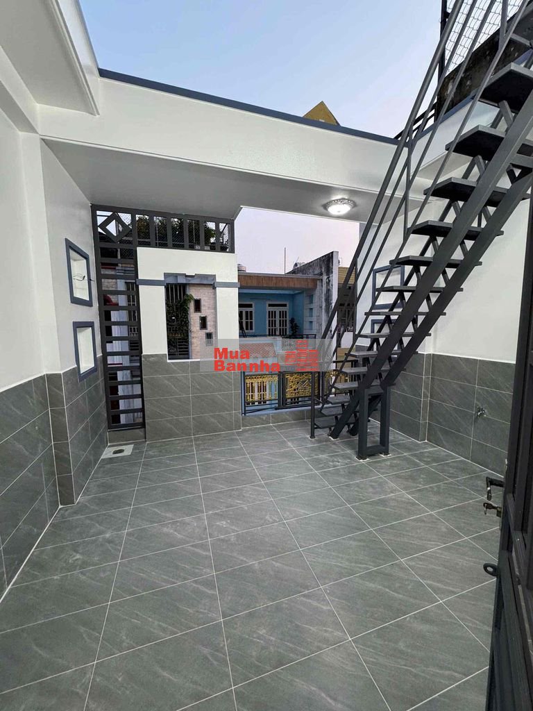 Nhà Bình Tân ( 4,4m x 15m ) 1 trệt 2Lầu, Nhà đẹp