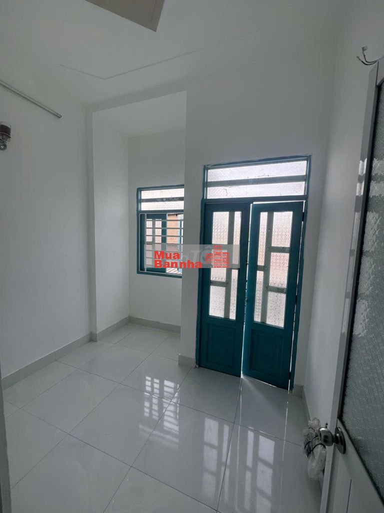 Nhà sổ hồng riêng 2 tỷ 350 Quận 12, không dính quy hoạch