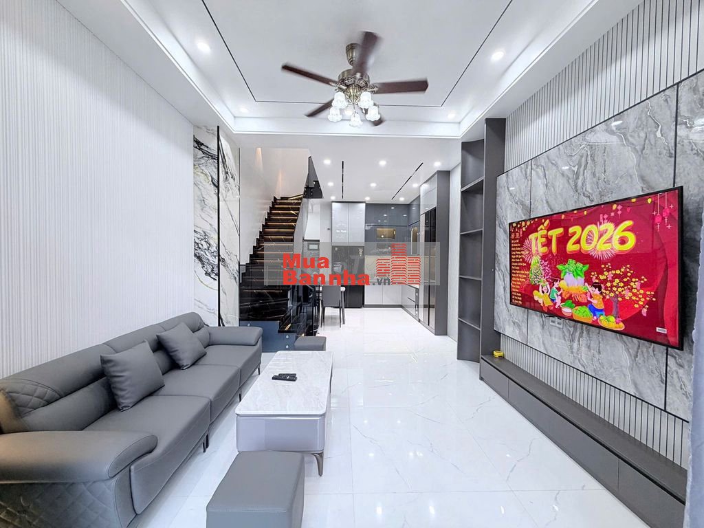 NHÀ ĐẸP 3 TẦNG – MẶT TIỀN ĐẶNG HUY TÁ – GẦN BIỂN