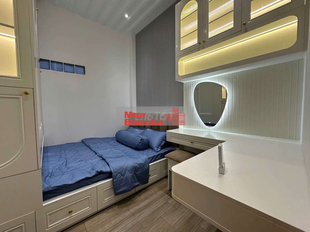 Nhà 2 Lầu Hẻm 1247 Huỳnh Tấn Phát Quận 7