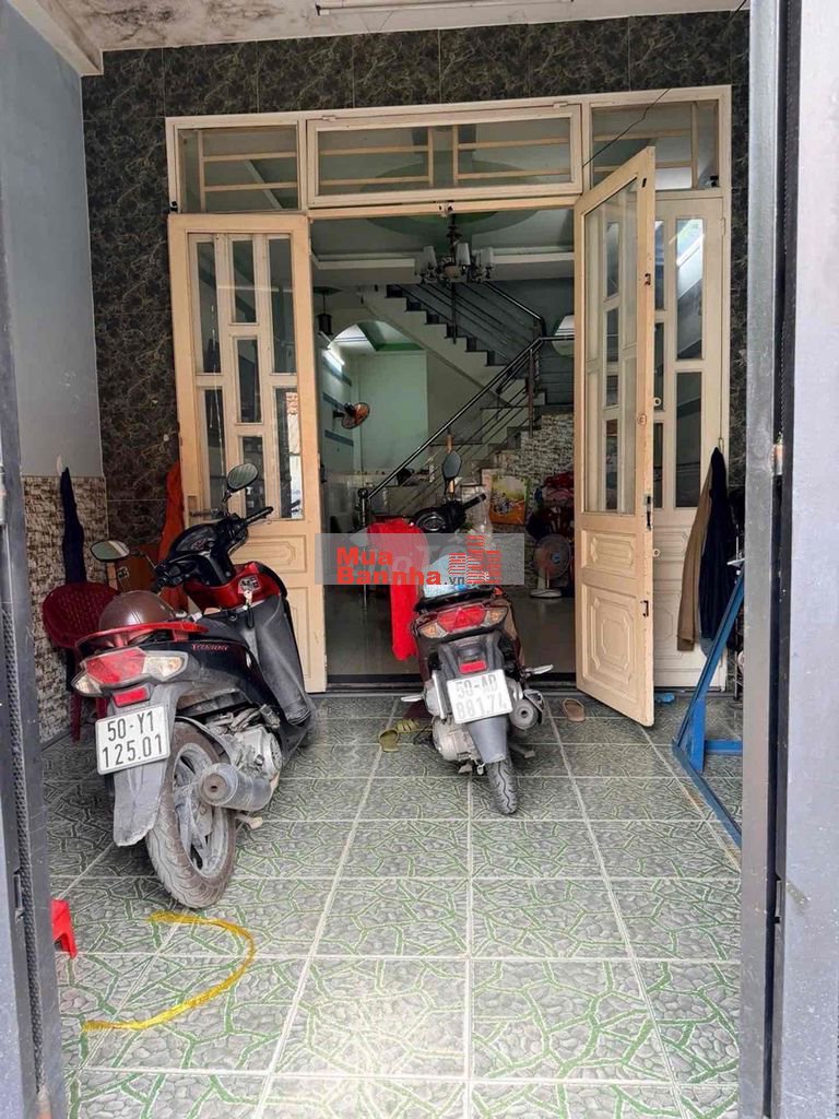 NHÀ 3 TẦNG CHỈ 3ty45 ngay ĐẶNG THÚC VỊNH