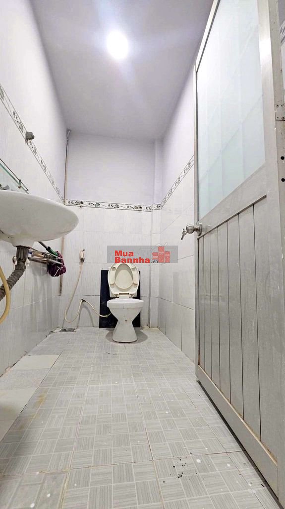 NHÀ MỚI TINH VÀO Ở NGAY, 68M2, 30M RA MẶT TIỀN LÊ LỢI, GẦN CHỢ HÓC MÔN
