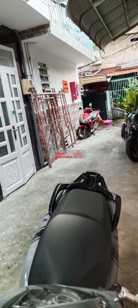 Bán nhà nhỏ đổi nhà lớn