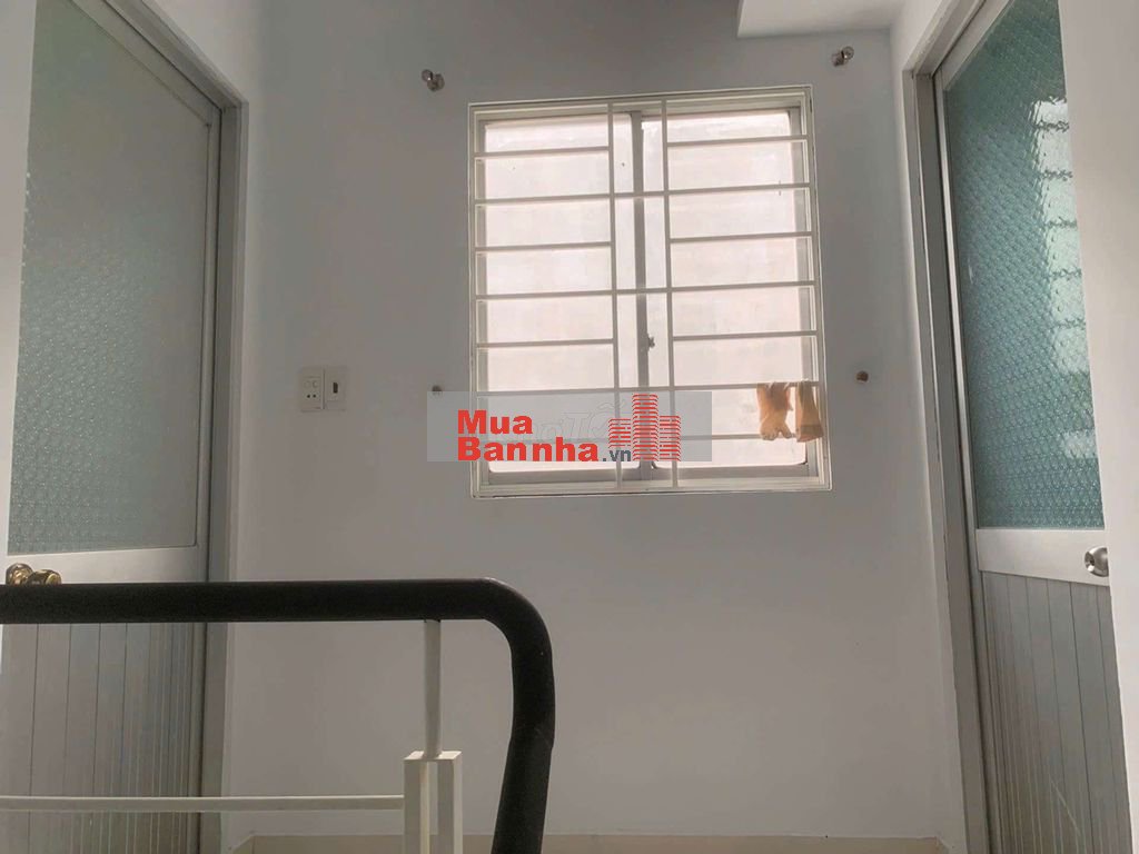 Nhà sổ hồng riêng gần làng đại học phước kiển .