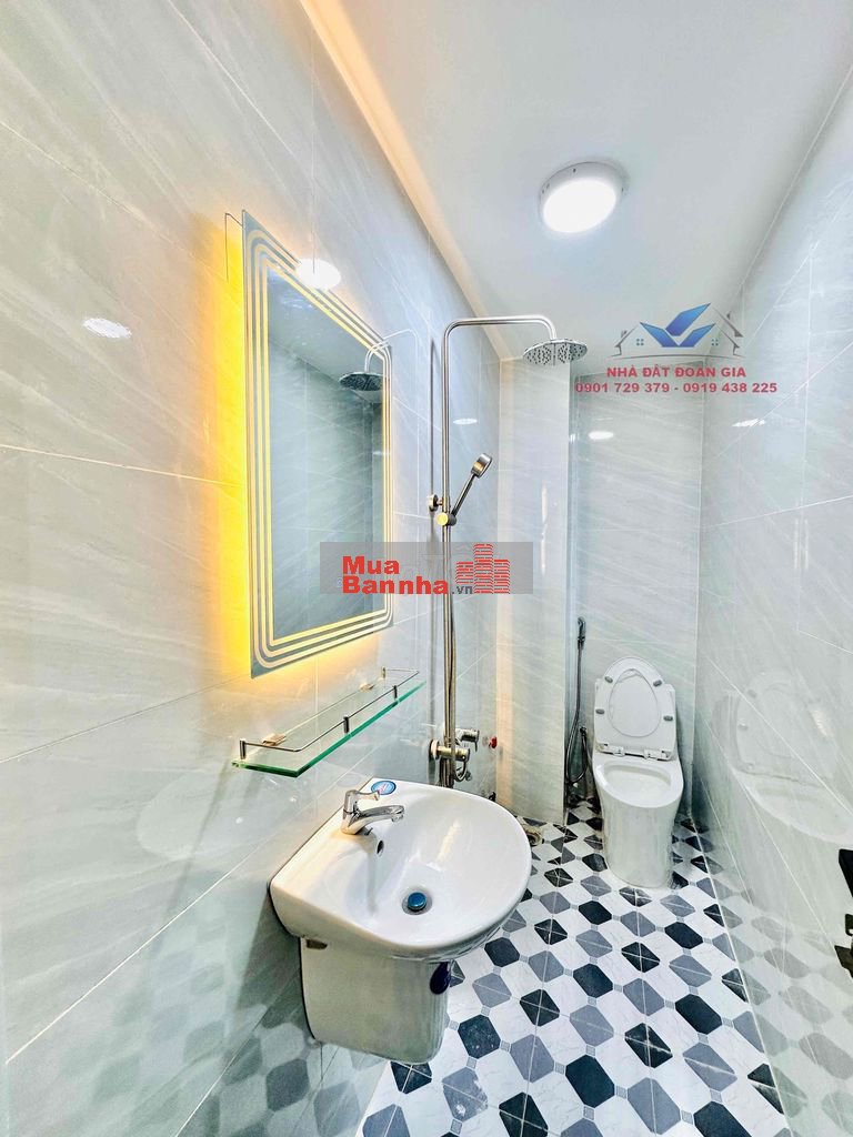 Nhà phố 4m x 15m 3 tầng full nội thất 50m ra đường Tân Chánh Hiệp 08
