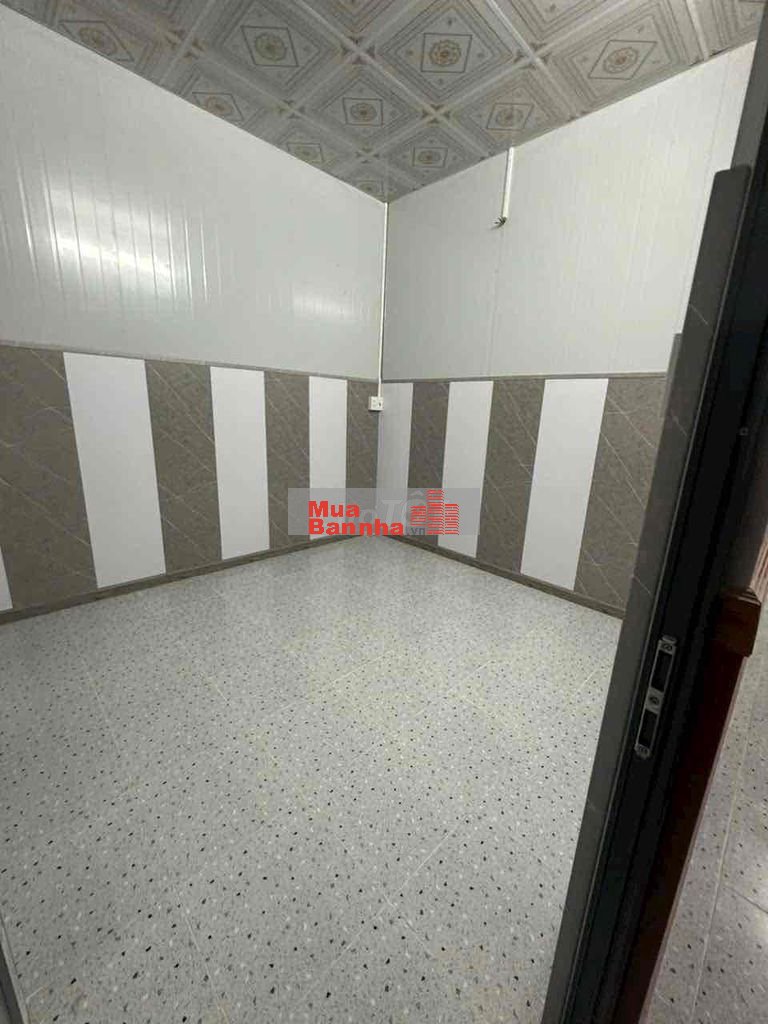 Bán gấp nhà 8x8m gần chợ