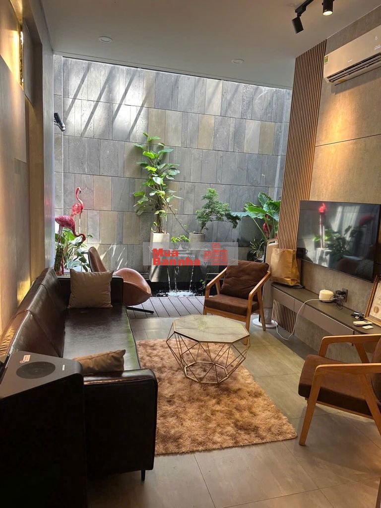 Bán nhà 4,5x16m, 4 tầng, KDC Bông Sao, P.5, Q.8