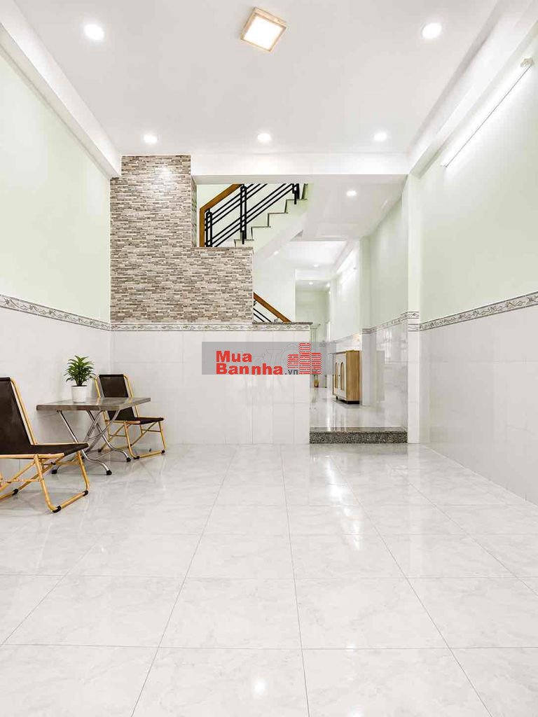 🔥 Nhà Quận 7 Giá Tốt – 2 Tầng BTCT – Gần Lotte Mart – Vào Ở Ngay