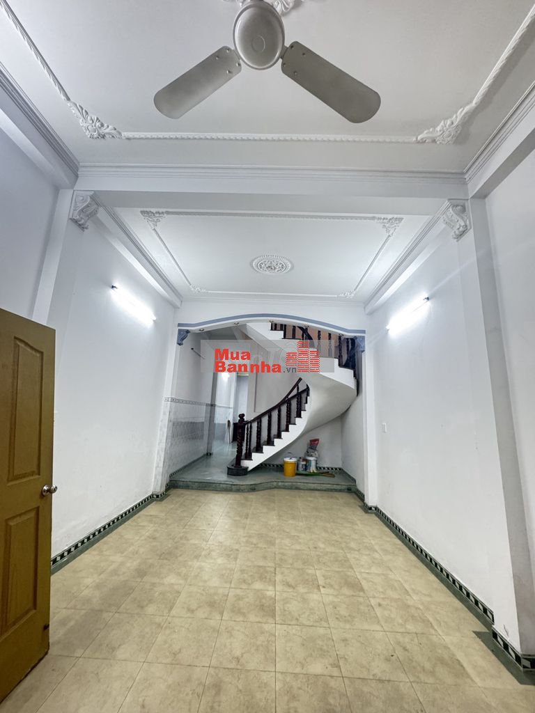 Nhà 4x15m, 4 tầng, sát công viên, KDC Cao Lỗ, P.4, Q.8