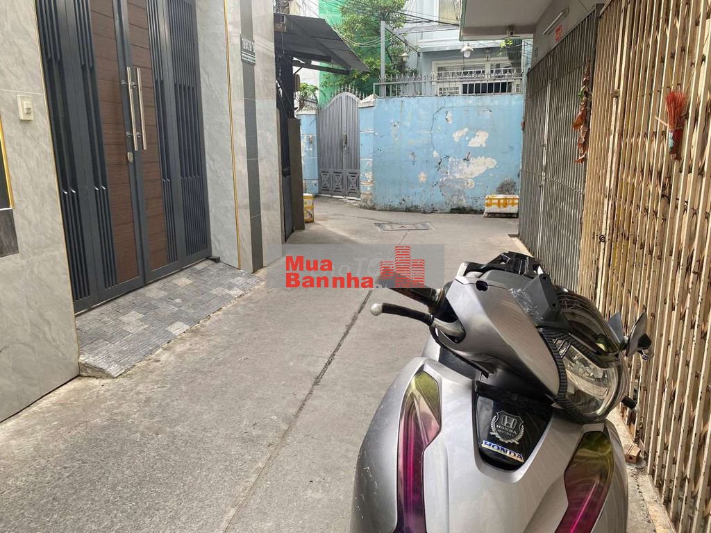 bán nhà 4 tầng Trần Văn Quang 31m đất giá rẻ