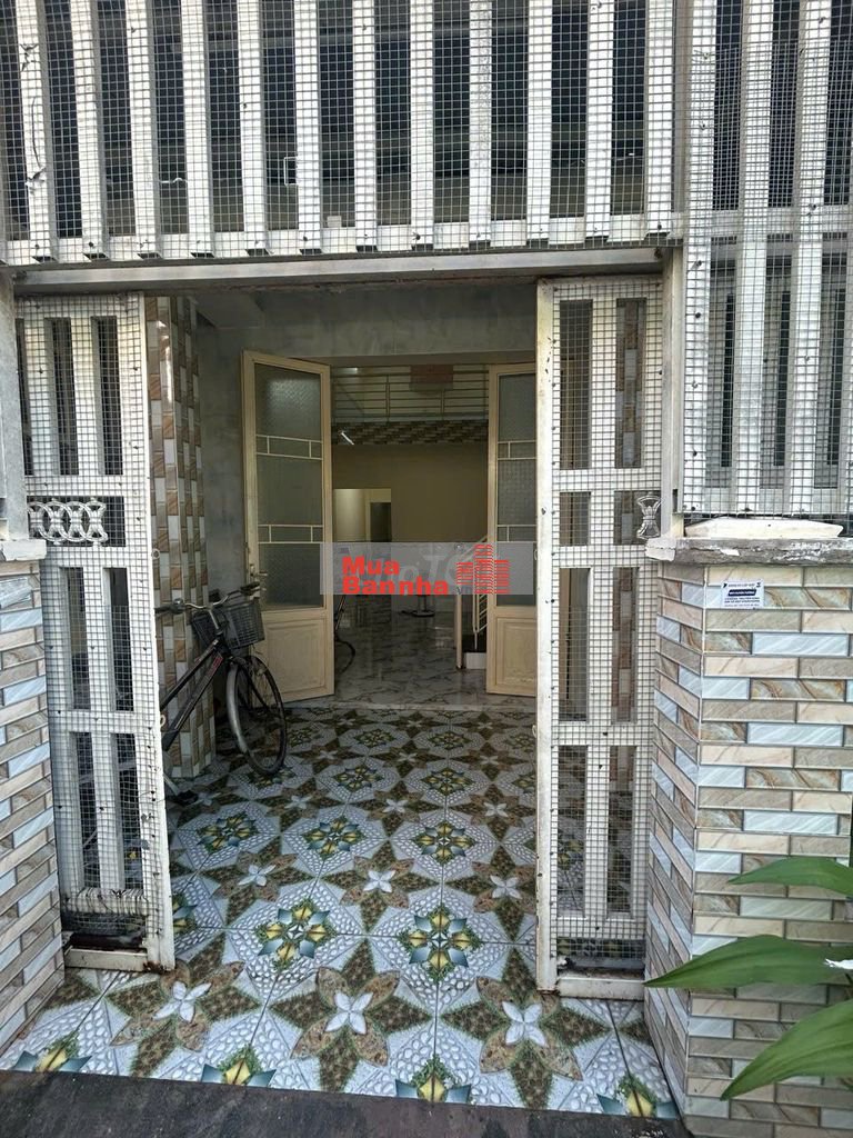 BÁN NHA CẦN GIUỘC LONG AN