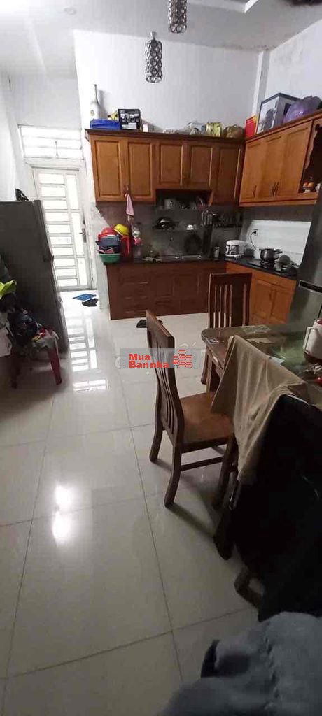 nhà 1/ đường số 10 thông liên khu 5-6, dt 100m2 trệt lầu hẻm 8m thông